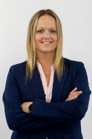 Andrea J Miska