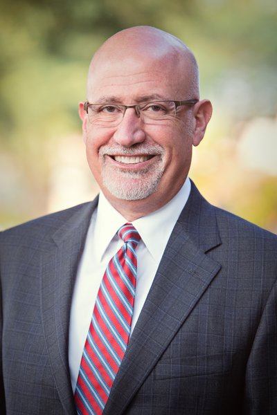 Peter Akmajian