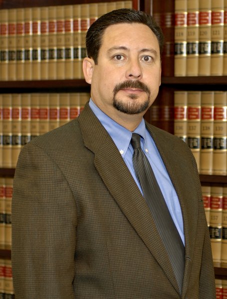 Robert Campos