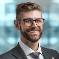 Sean F Krieg
